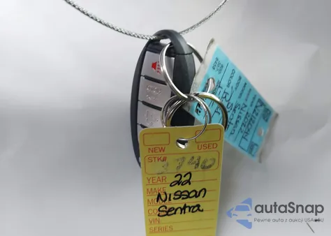 2022 Nissan Sentra Sv Xtronic Cvt z USA, uszkodzony, nr VIN 3N1AB8CV9NY212044